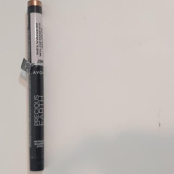 Precious Earth Avon Metallic Shadow Stick - Picture 1 of 7